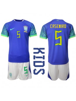 Brasilien Casemiro #5 Replika Borta Kläder Barn VM 2022 Kortärmad (+ byxor)